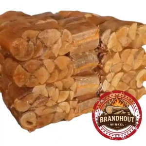 Ovengedroogd essenhout haardhout in netzakken op pallets FSC gecertificeerd brandhout levering Nederland België groothandel