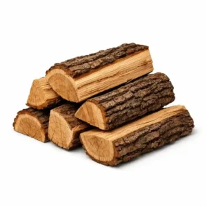 Kiln gedroogd eiken brandhout netjes buiten gestapeld, met schoon gezaagde houtblokken met een laag vochtgehalte, ideaal voor efficiënt stoken in open haarden, houtkachels en vuurkorven wit eikenhout hardhout brandhout houtblokken
